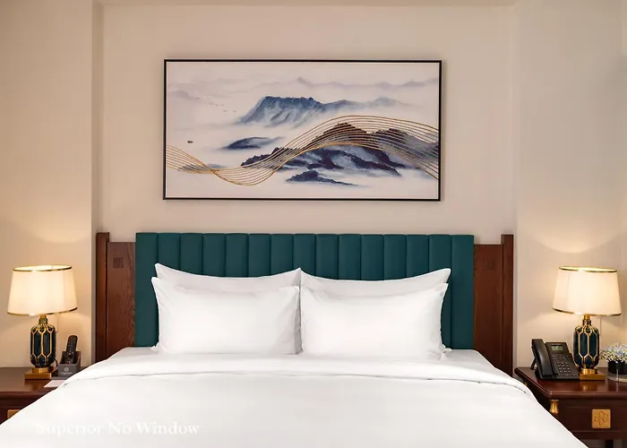 L\'Signature Hotel & Spa