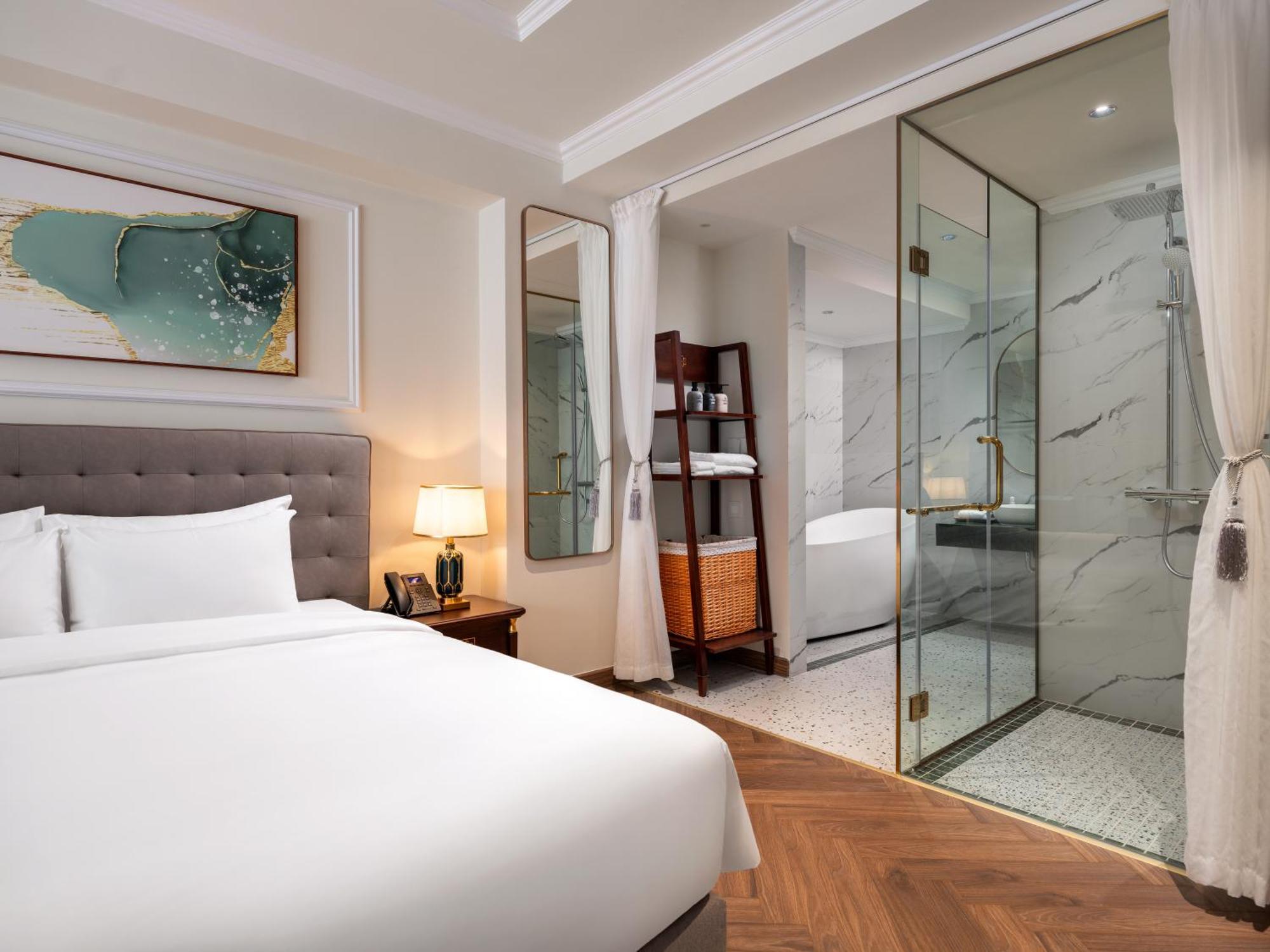 Hotel L'signature & Hanoï